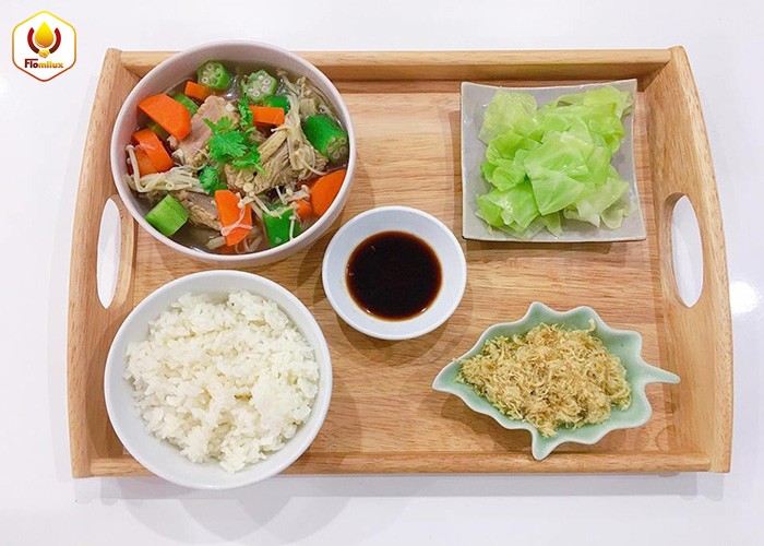 Thực đơn dinh dưỡng hàng ngày của mẹ