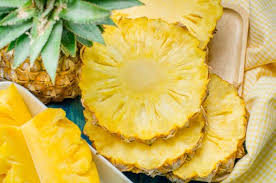 Người bị rối loạn tiêu hóa kép dài nên bổ sung vitamin từ các loại quả như: cam, quýt, dứa, ổi Người bị rối loạn tiêu hóa kéo dài nên bổ sung vitamin từ các loại quả như: cam, quýt, dứa, ổi